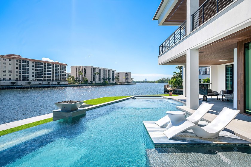 Introducing Trinity Point Estate, a one of one waterfront - photo 32