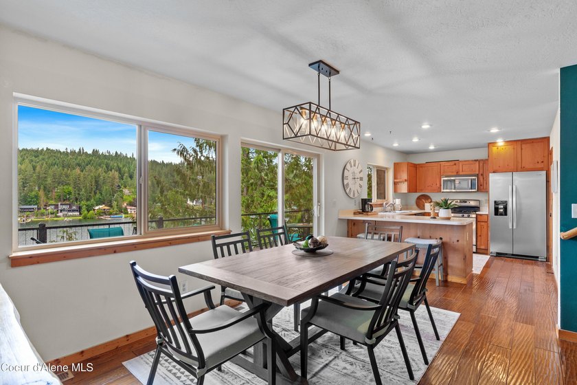 SPECTACULAR HOME IN BEAUTIFUL ROCKFORD BAY, ''NO WAKE ZONE - photo 6
