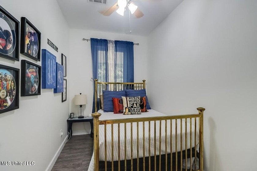 Nestled in a highly desirable golf cart community, this spacious - photo 12