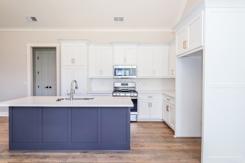 One level Birch Plan! OXFORD school district for an affordable - photo 5