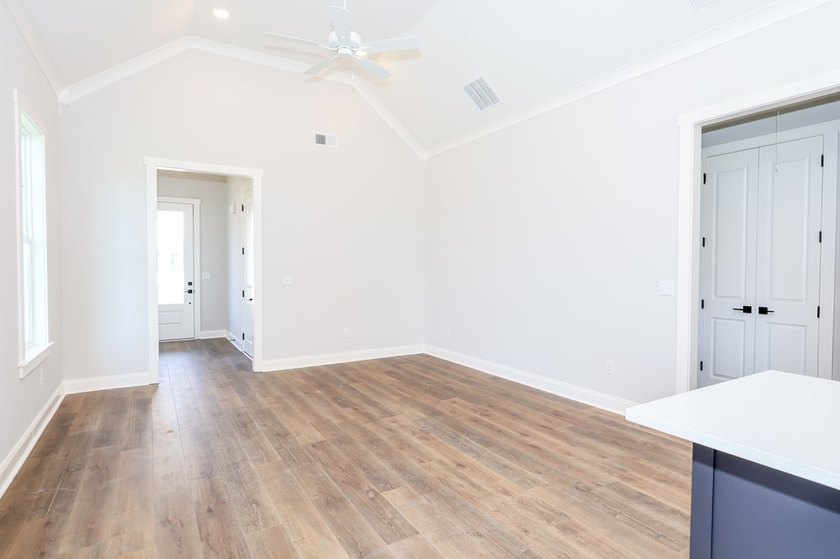 One level Birch Plan! OXFORD school district for an affordable - photo 7