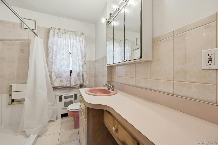 HUGE PRICE REDUCTION!!! This is your opportunity to take a - photo 15