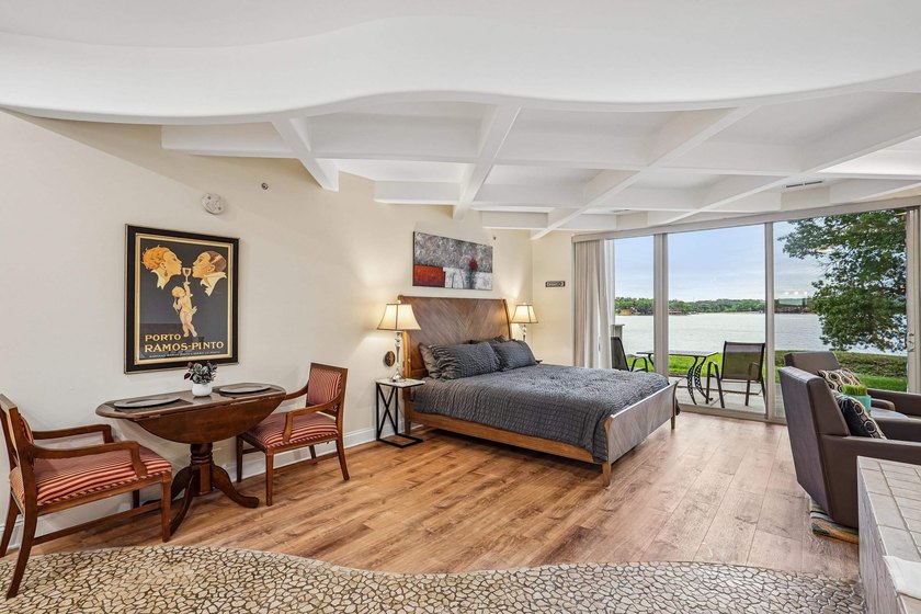 Experience luxury lakeside living on Lake Delton in this - photo 18