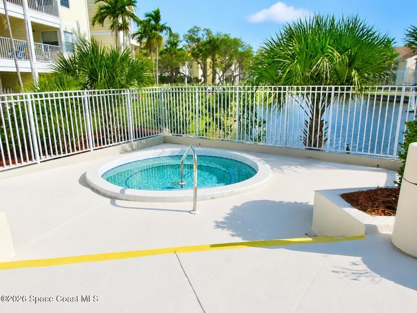 Dreaming of salt air and easy living? This charming ground-floor - photo 19