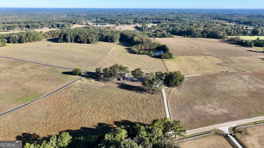 This property sits on a beautiful stretch of Mask Road and - photo 9