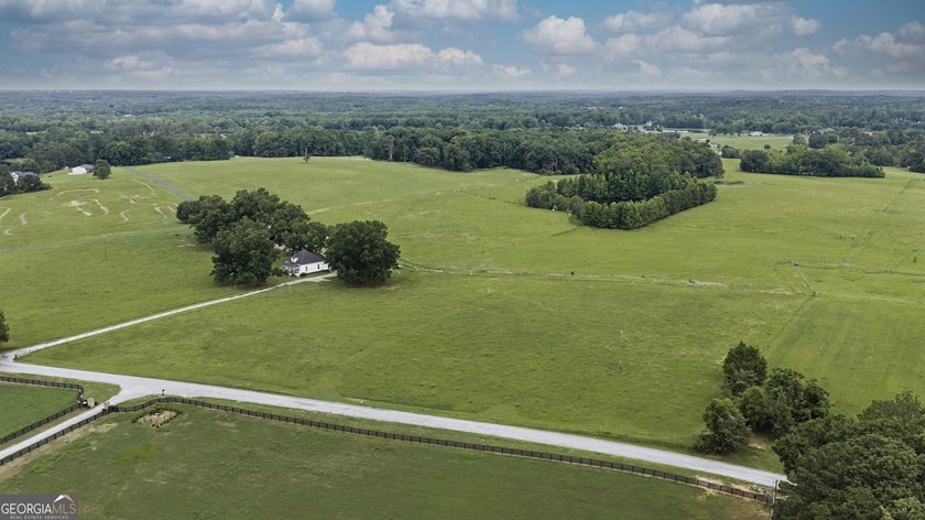 This property sits along one of the most peaceful stretches of - photo 4