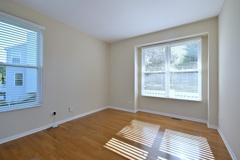 BEAUTIFUL, rare, and hard to find in the area, this upgraded - photo 36