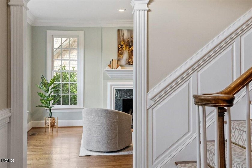 Elegance and modern luxury converge in this exceptional Harold - photo 6