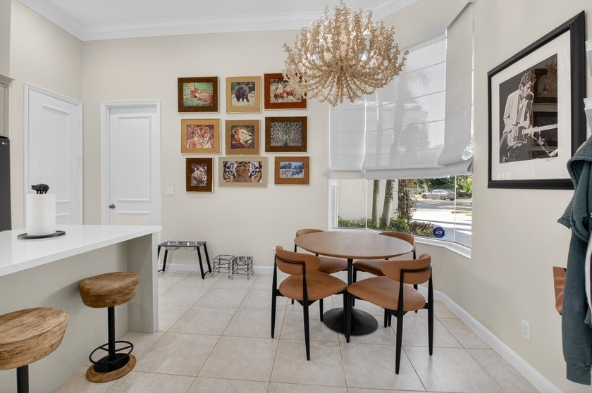 This open and bright 3 bdrm 3 bath home is the one you want! - photo 9