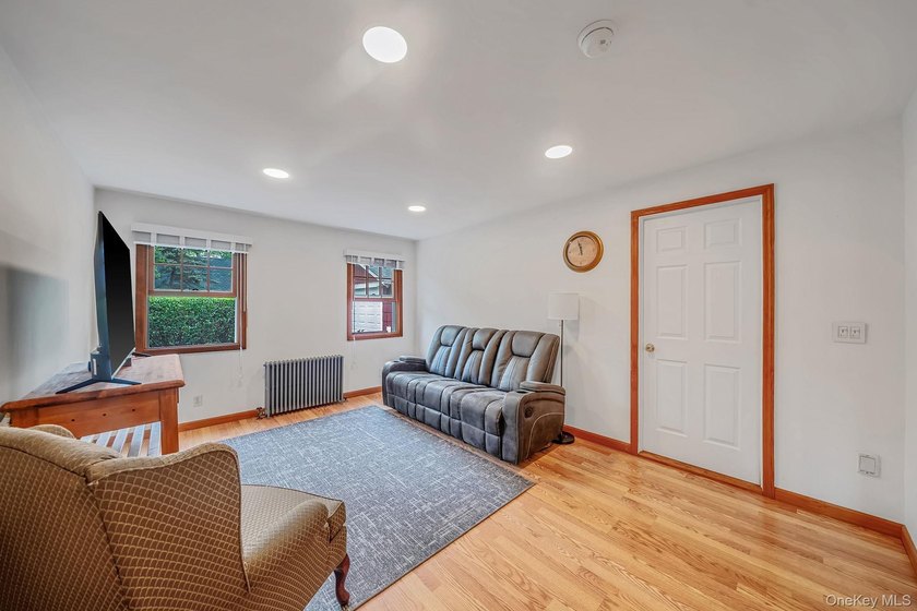 Welcome Home to your own hidden Bellport gem South of Montauk - photo 20