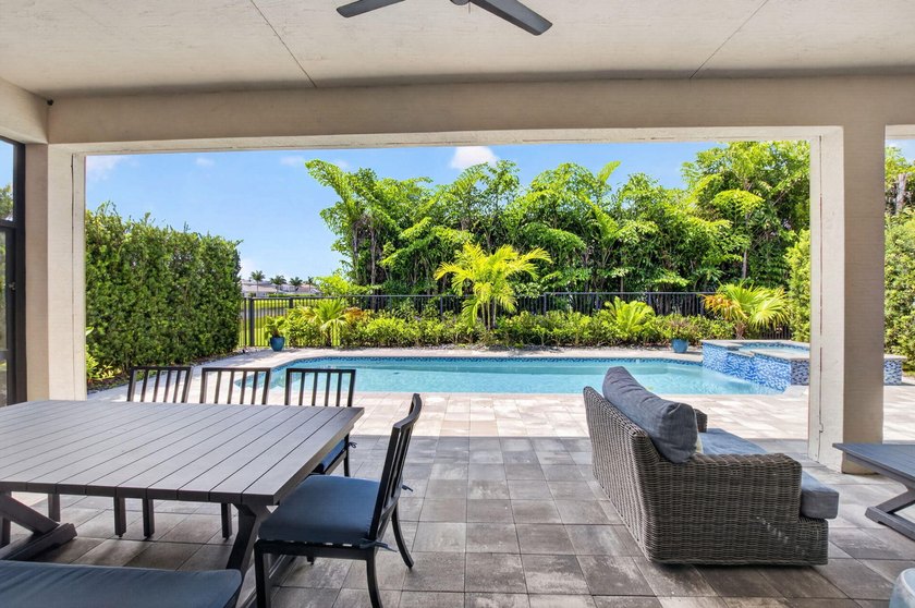 Impeccably upgraded 4-bedroom, 4-full-bath Geneva model in the - photo 31