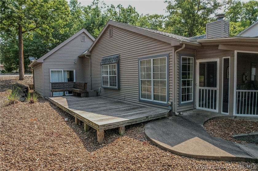 Don't miss this beautiful 3 bedroom, 2 bath waterfront home - photo 30