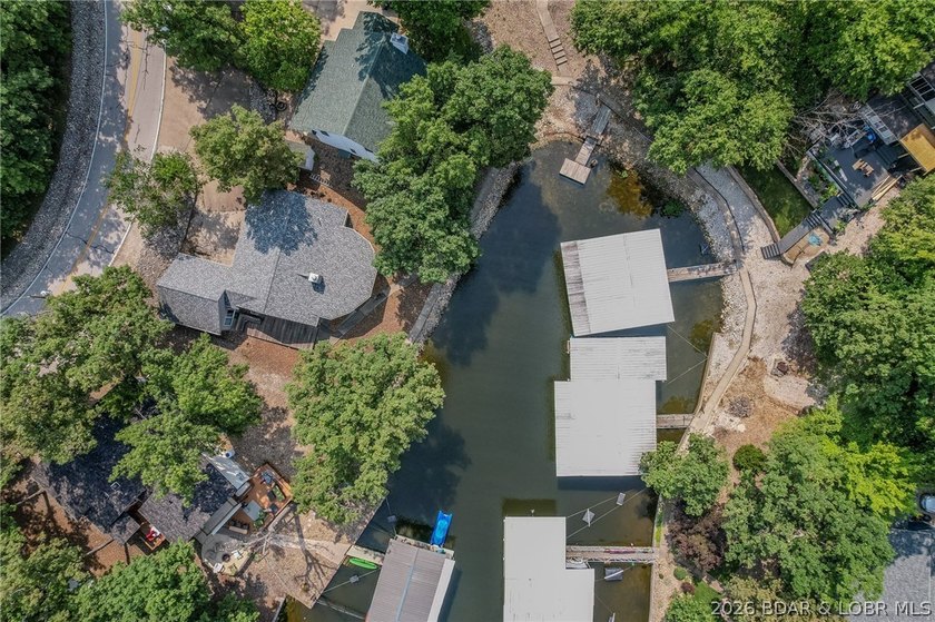 Don't miss this beautiful 3 bedroom, 2 bath waterfront home - photo 36