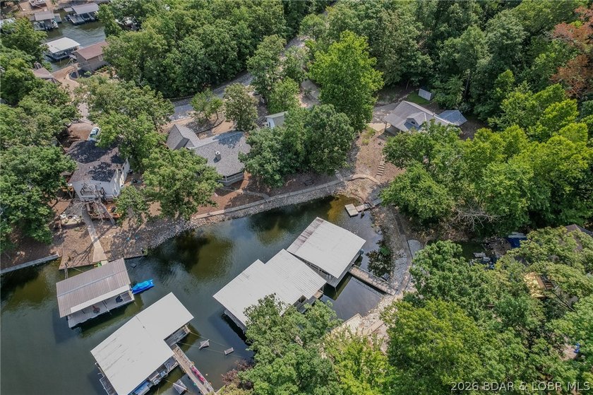 Don't miss this beautiful 3 bedroom, 2 bath waterfront home - photo 38