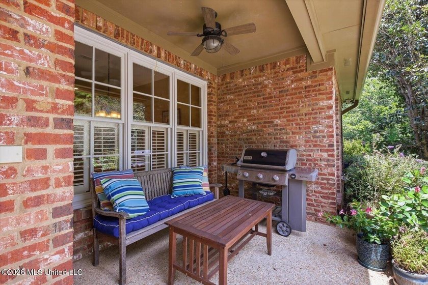 Located directly on the water in Lake Caroline, this beautifully - photo 44