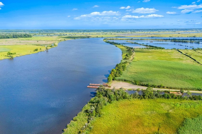 This unique waterfront oasis is located directly on the Black - photo 37