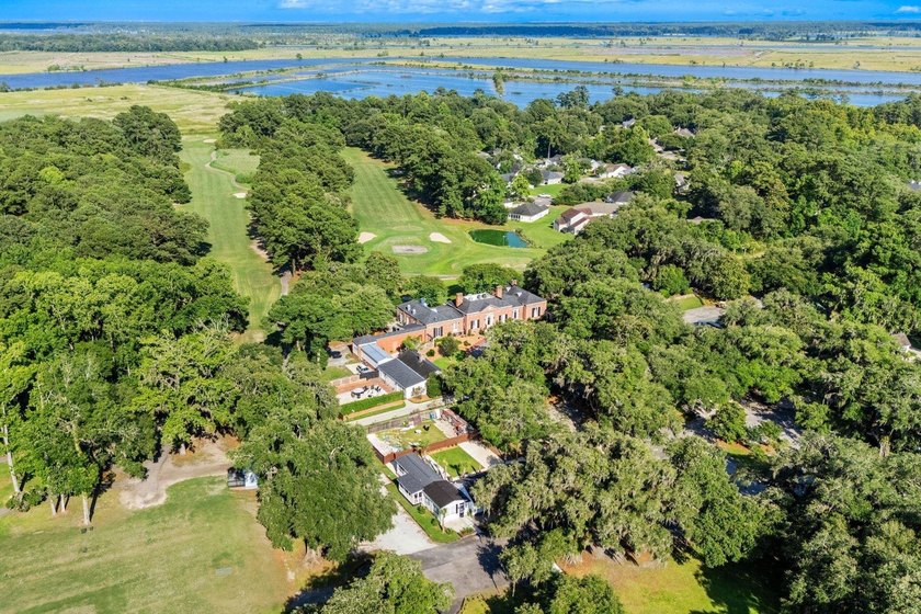 This unique waterfront oasis is located directly on the Black - photo 38
