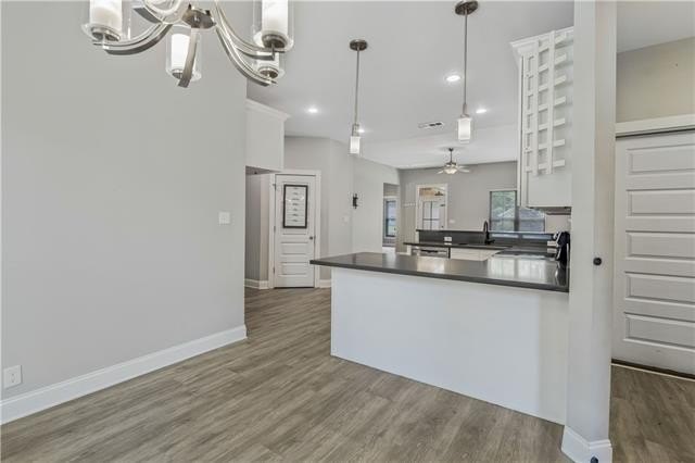 Welcome to this beautifully crafted custom all-brick home - photo 9