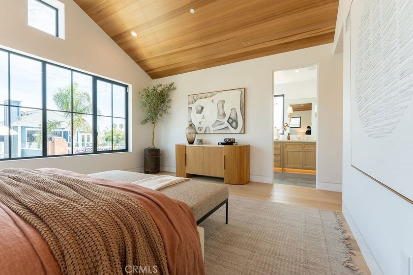 Experience exceptional coastal living in this brand-new custom - photo 22