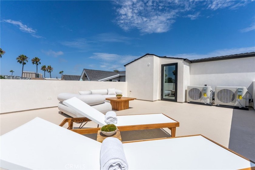 Experience exceptional coastal living in this brand-new custom - photo 29