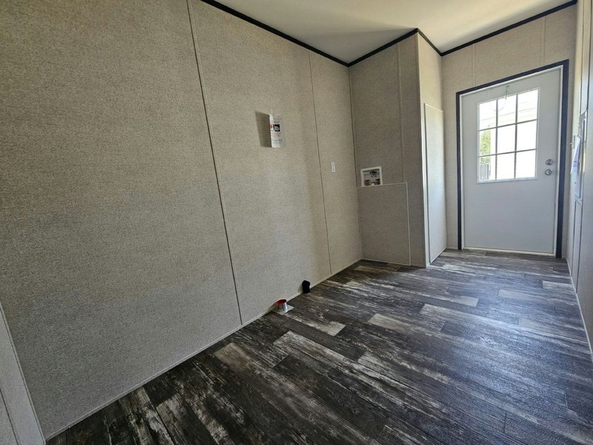 $299 1st mo. rent! Enjoy life in a tranquil setting at Eagle - photo 12