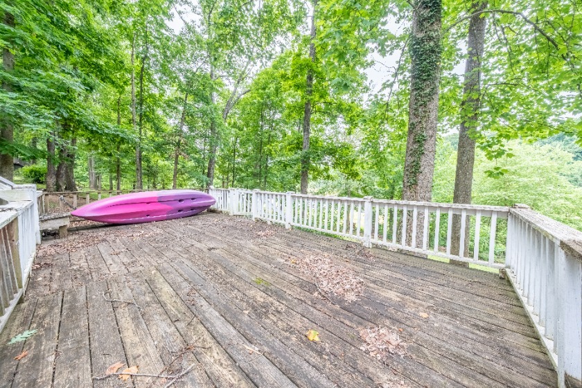 Rental friendly neighborhood, gentle walk to water! - photo 39