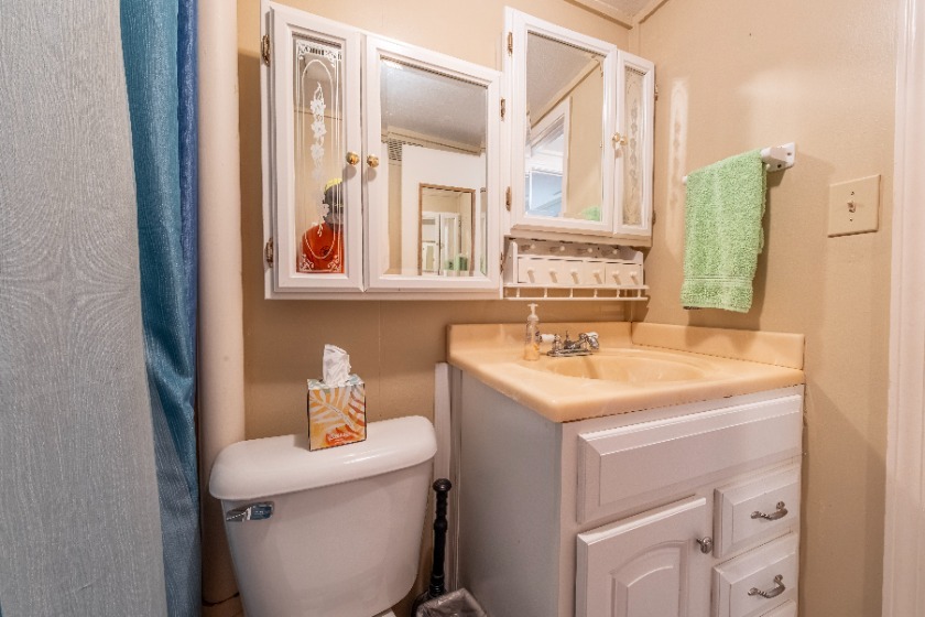 Rental friendly neighborhood, gentle walk to water! - photo 26