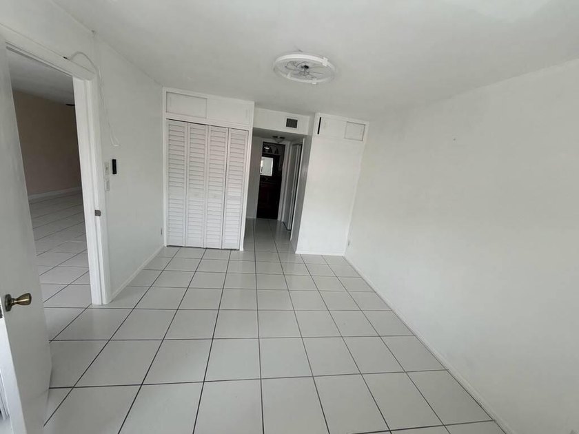 Welcome to CORAL PLAZA, amazing location and great floor plan - photo 18