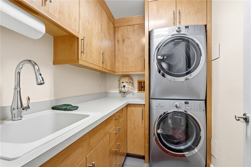 If you are considering a simpler lifestyle but don't want to - photo 33