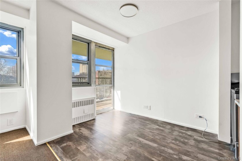 Welcome to Apartment 4E at 290 West 232nd Street - a bright and - photo 9