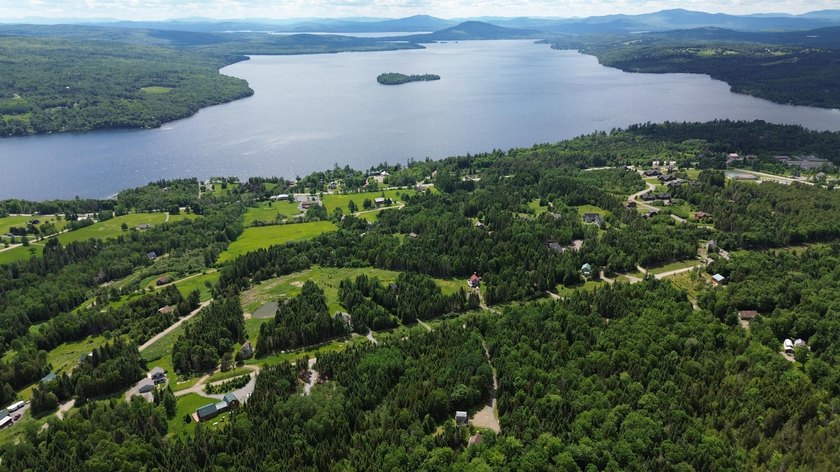 Rangeley Area Retreat with Direct Snowmobile Access &amp; Deeded - photo 3