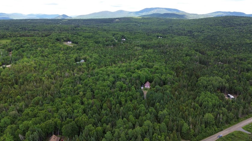 Rangeley Area Retreat with Direct Snowmobile Access &amp; Deeded - photo 4