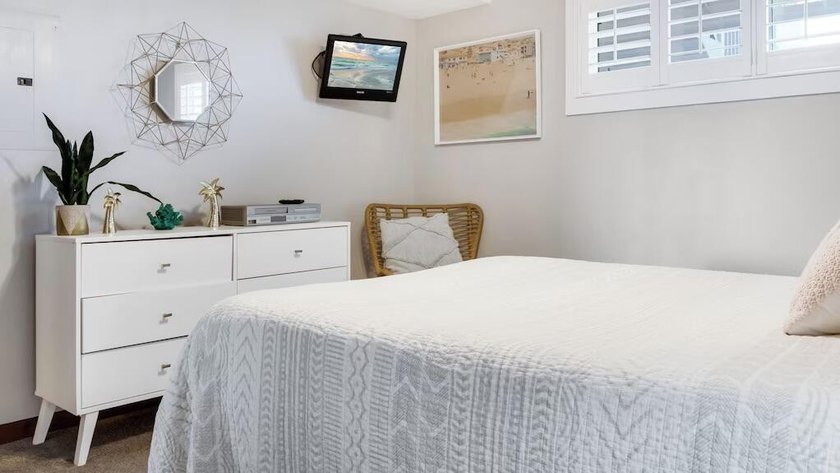 2bedroom 2 bath- End Unit- at The Islander Resort. Recently - photo 20
