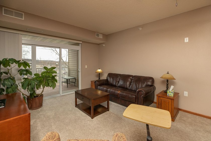 Don't miss this two-bedroom, two bath unit in River Bluff Co-op - photo 3