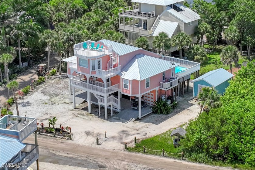 Welcome to *Paradise Palms* on North Captiva. A quick ferry ride - photo 5