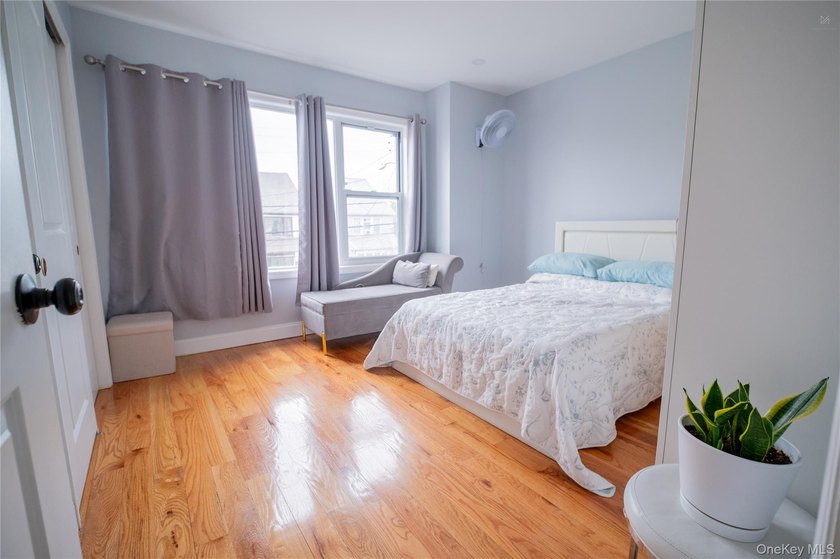 Welcome to this beautifully renovated single-family home located - photo 15