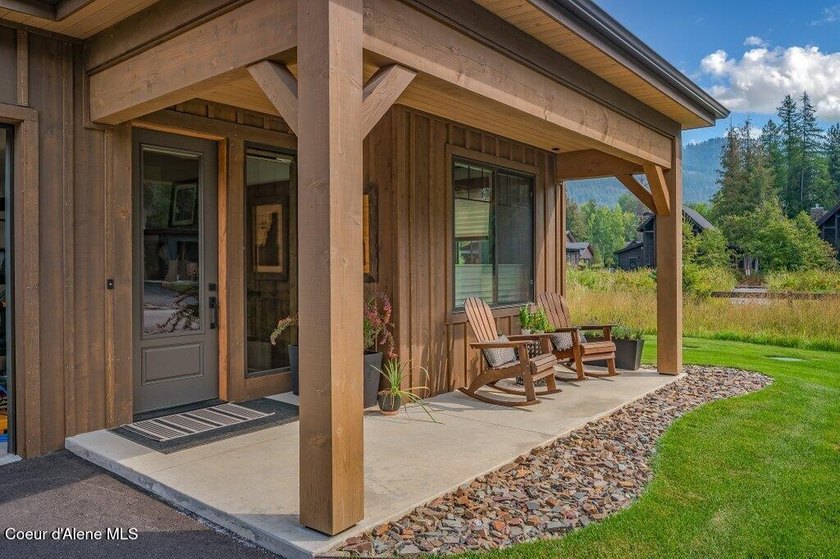 Nestled within The Idaho Club, The Oxbow offers an exclusive - photo 6