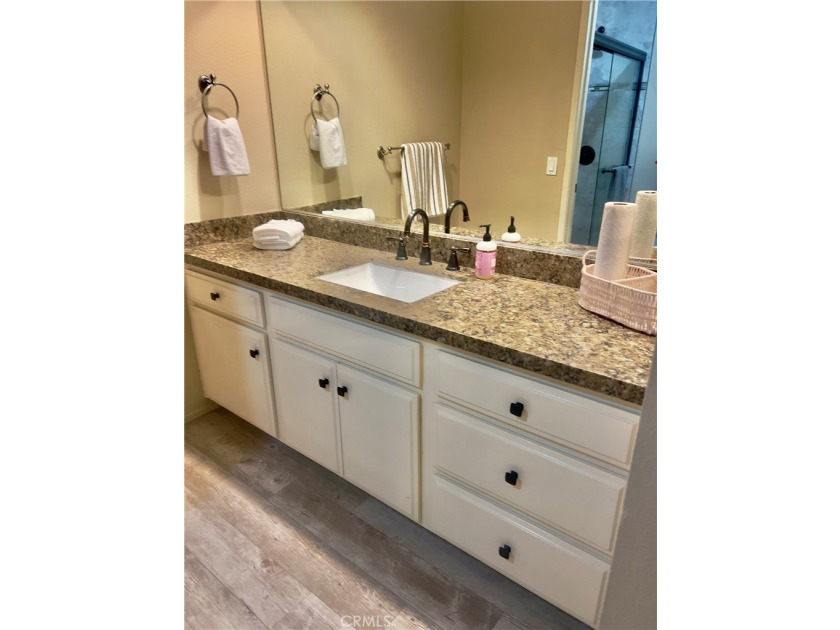 PRICE ADJUSTMENT !!!! Lowe$t priced 2 full bedroom$ $ingle level - photo 9