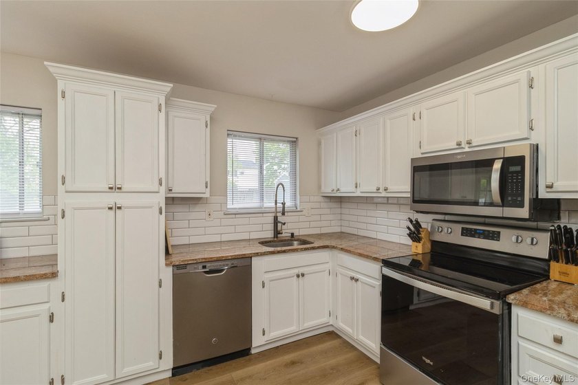 Welcome to this beautiful 3-bedroom, 1-bath ranch nestled on a - photo 11