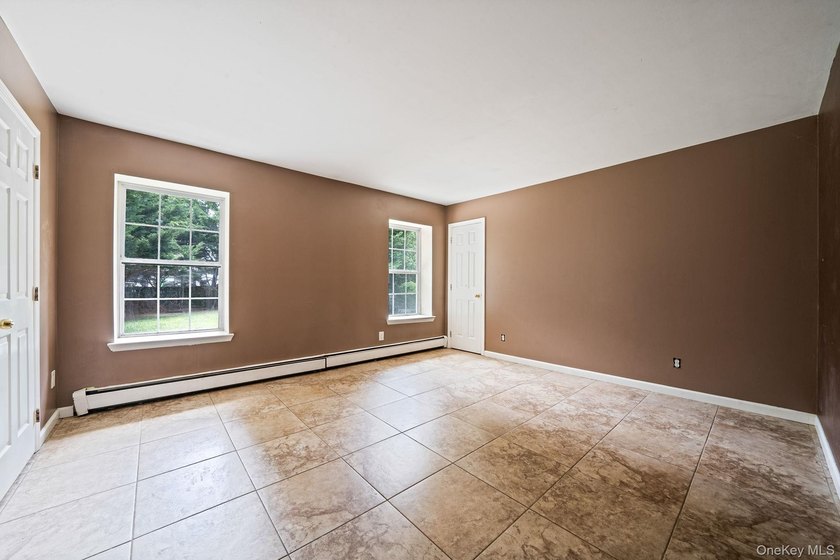 Welcome to 88 Eleanor Avenue, a well-maintained ranch situated - photo 12