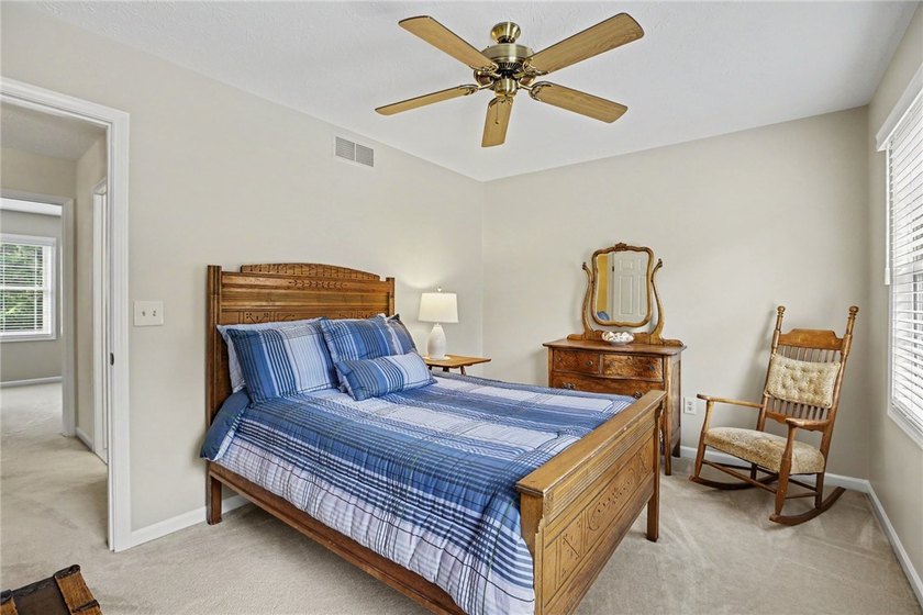 Nestled in the heart of Webster, this impeccably maintained - photo 14