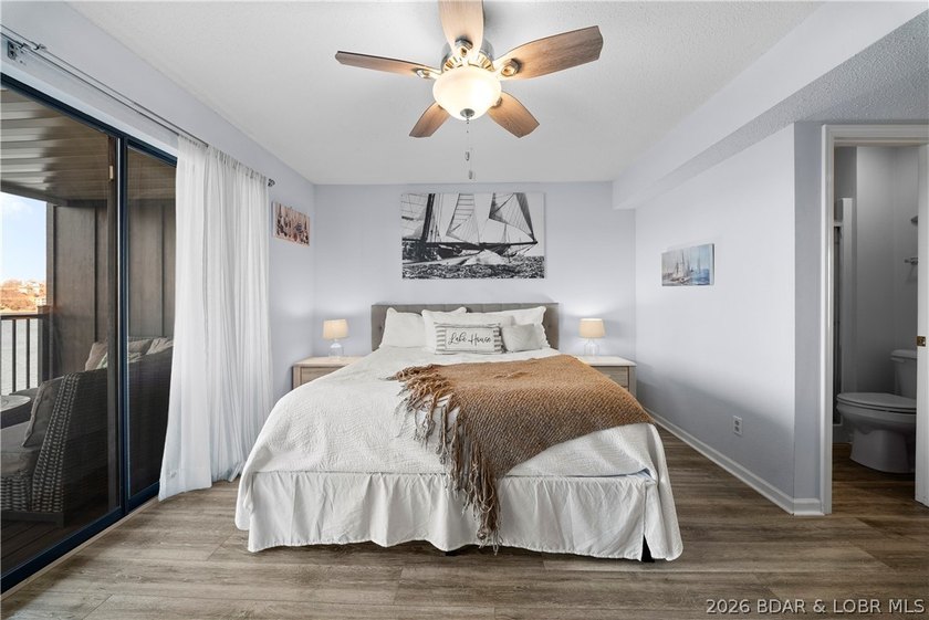 A turnkey Lake Ozark condo offering comfort, convenience, and - photo 21