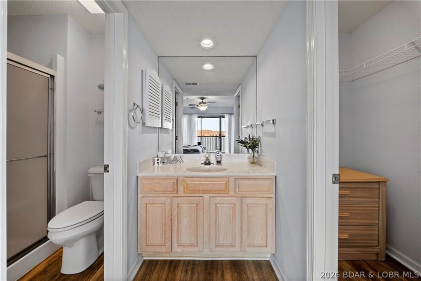 A turnkey Lake Ozark condo offering comfort, convenience, and - photo 23
