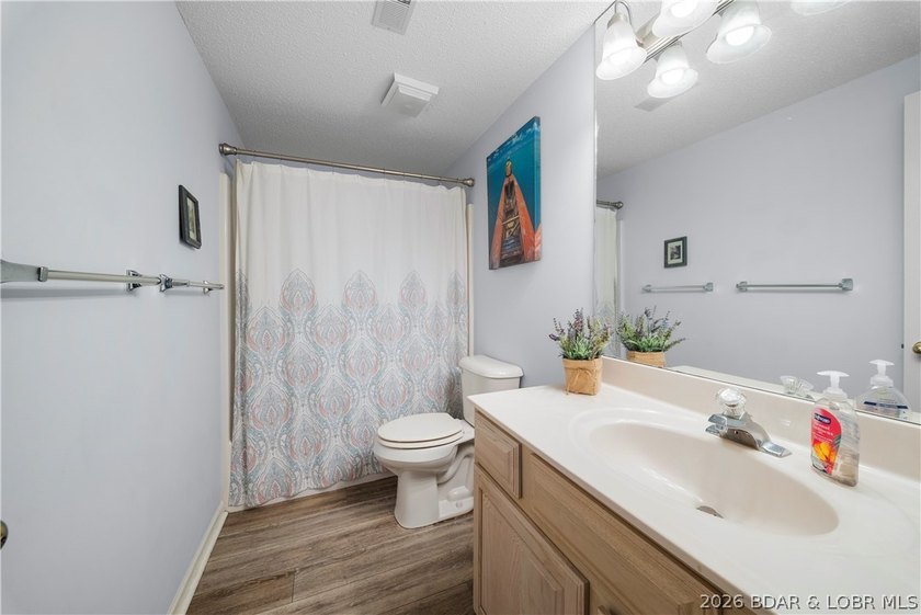 A turnkey Lake Ozark condo offering comfort, convenience, and - photo 26