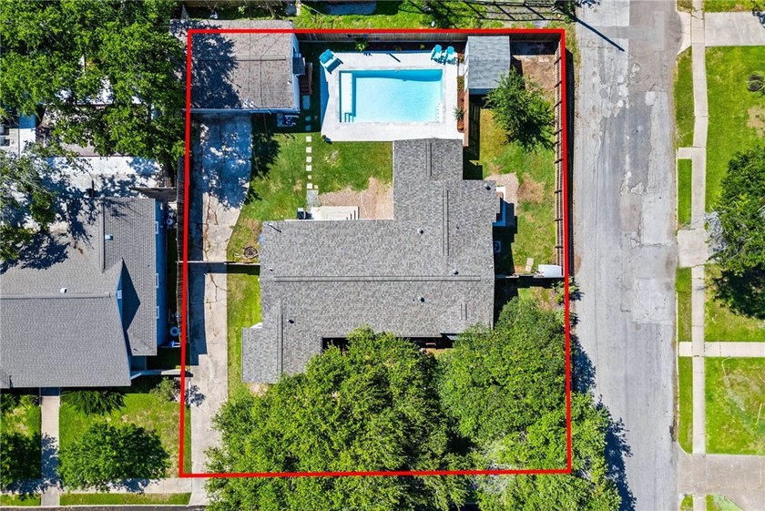 This beautifully updated 4-bedroom, 2.5-bath home offers the - photo 31