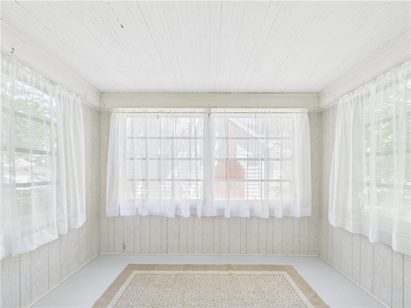 Charming and well maintained 3-bedroom, 2.5-bath Cape Cod - photo 13