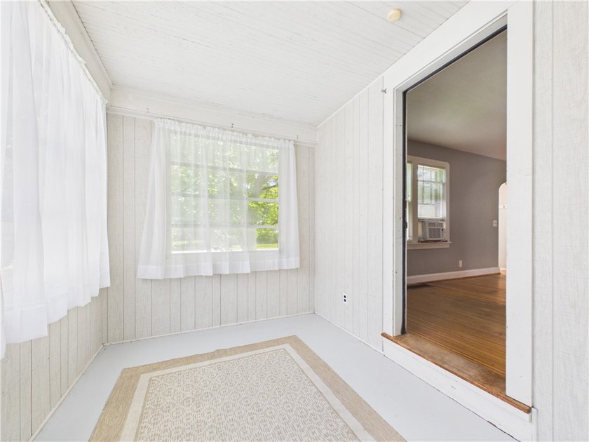 Charming and well maintained 3-bedroom, 2.5-bath Cape Cod - photo 14