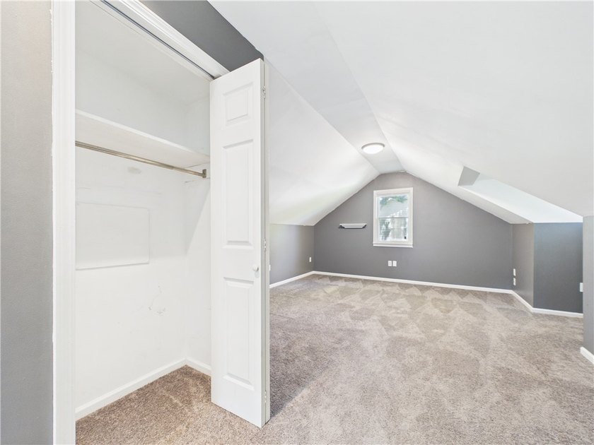 Charming and well maintained 3-bedroom, 2.5-bath Cape Cod - photo 27