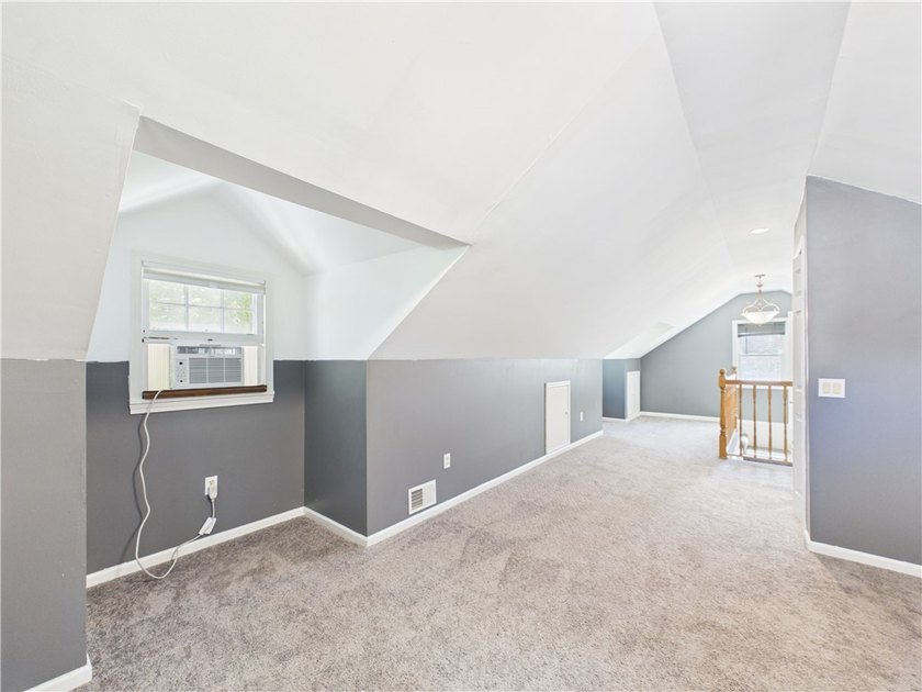 Charming and well maintained 3-bedroom, 2.5-bath Cape Cod - photo 29