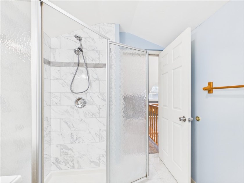 Charming and well maintained 3-bedroom, 2.5-bath Cape Cod - photo 32